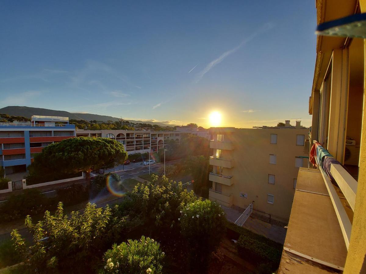 Апартаменты T2-Clim-Fibre-Garage 2,30 X 4,95 X 1,90 A La Faviere Борм-ле-Мимоза Экстерьер фото